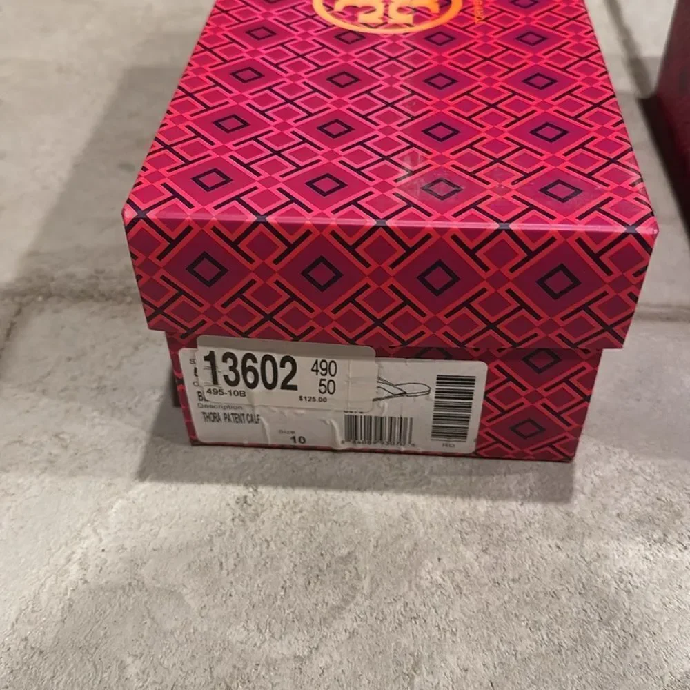 Tory Burch  box🎉